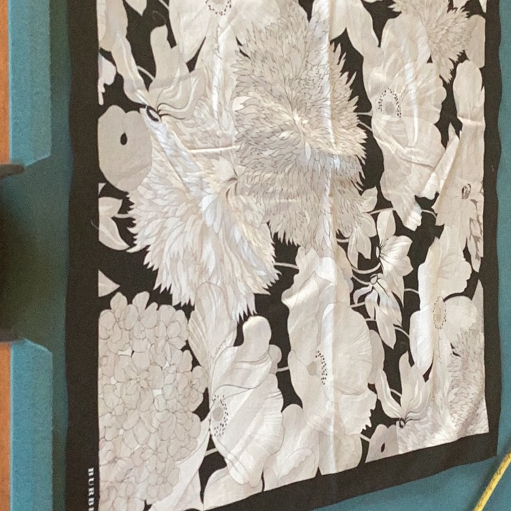 Black and White Floral Scarf